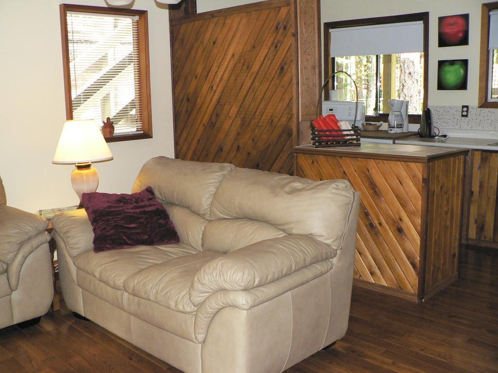 Cedar Song B&B Parksville Rom bilde