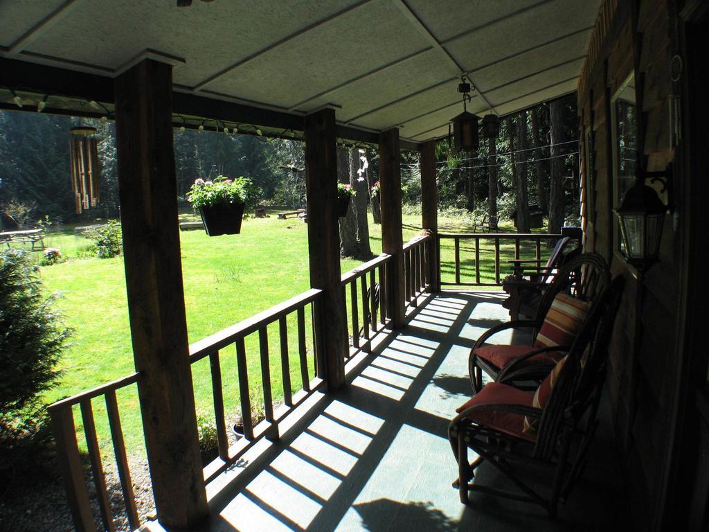 Cedar Song B&B Parksville Eksteriør bilde
