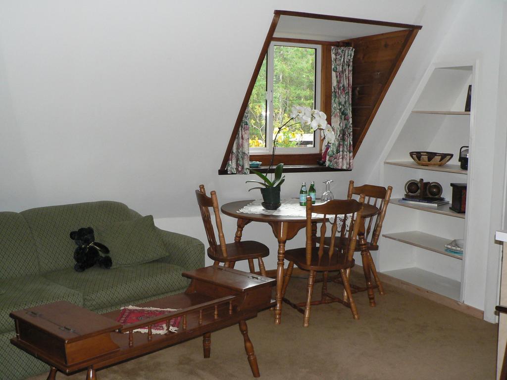 Cedar Song B&B Parksville Rom bilde